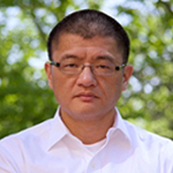 Bin Xu Headshot